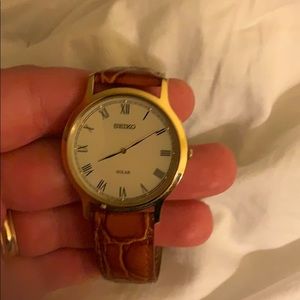 Seiko men’s watch. Gold light brown band